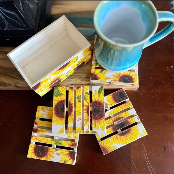 Mini Pallet & Crate Coaster Set Bright Sunflowersl print. 4 Coasters w/ crate - Picture 5 of 6